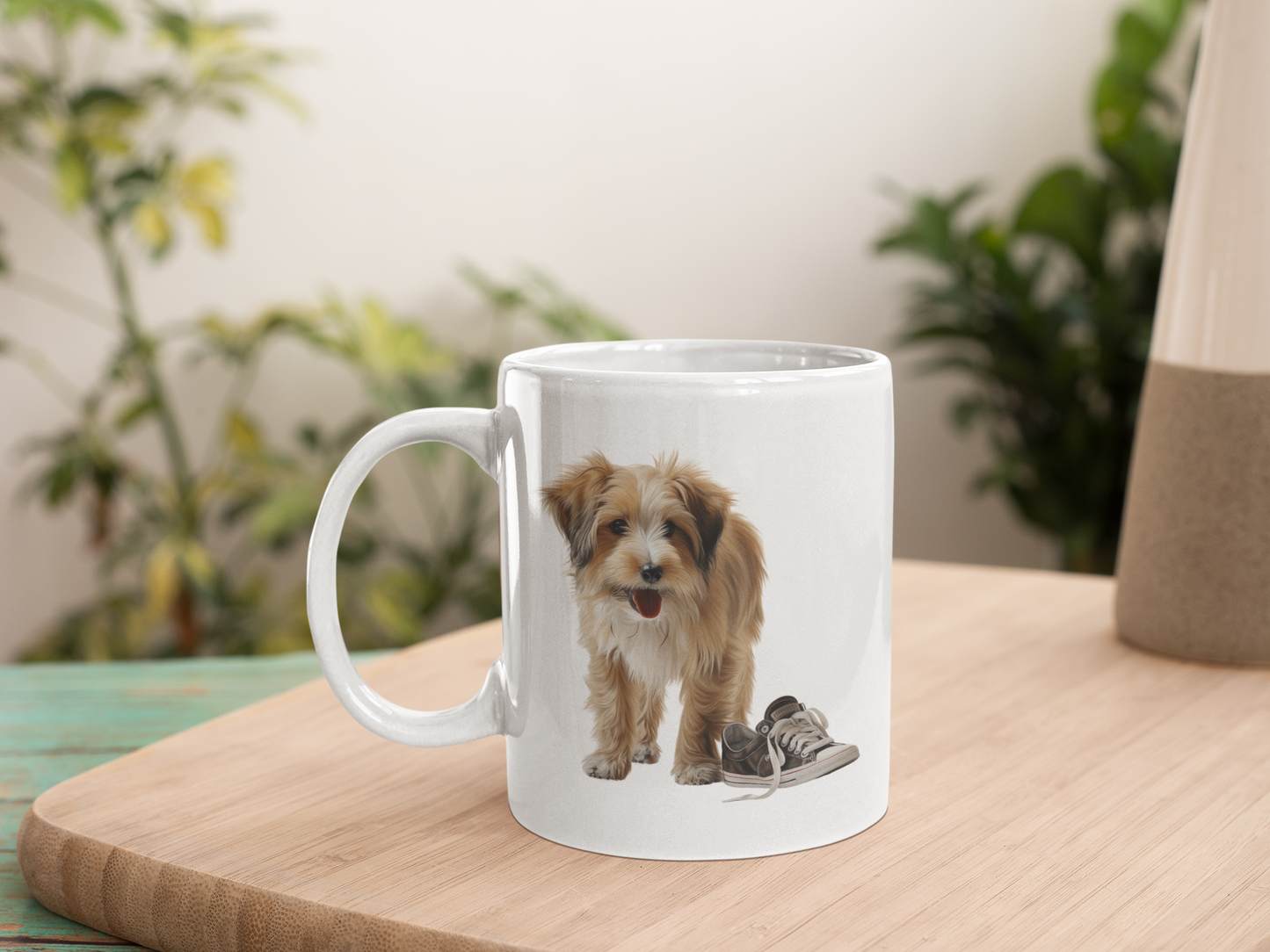 Hond met schoen
