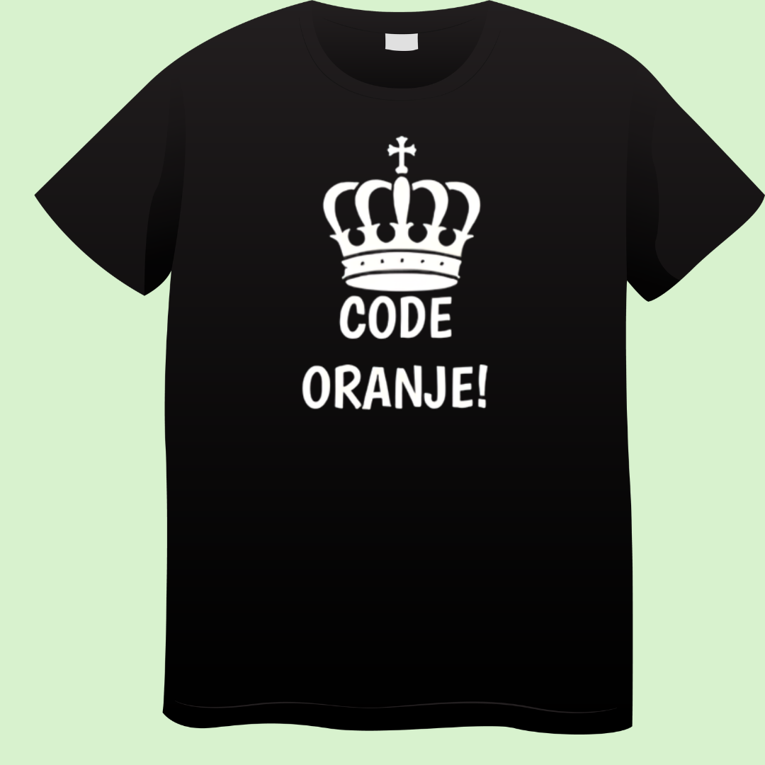 Zwart T-shirt met witte kroon en de tekst Code Oranje!