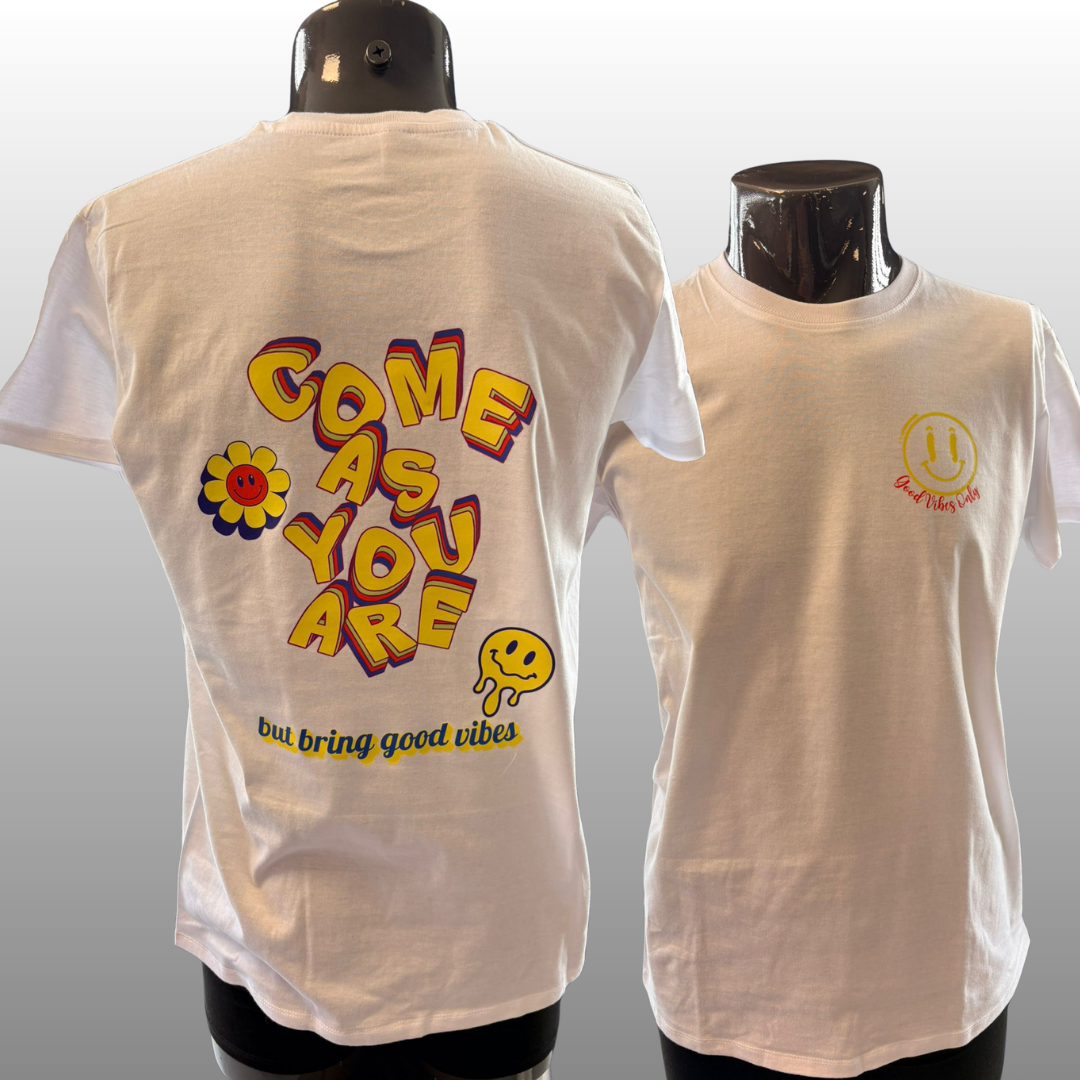 Come As You Are T-shirt – Good Vibes Statement Shirt (Wit, Unisex)